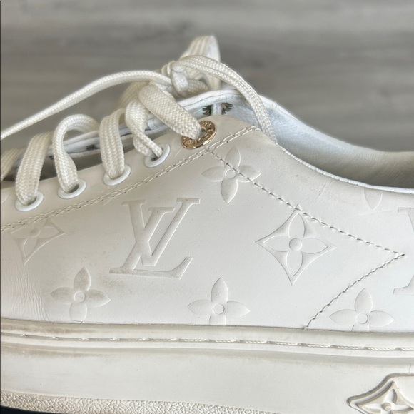 Louis Vuitton LV White and Brown Sneakers Sz 7.5 - Picture 7 of 12